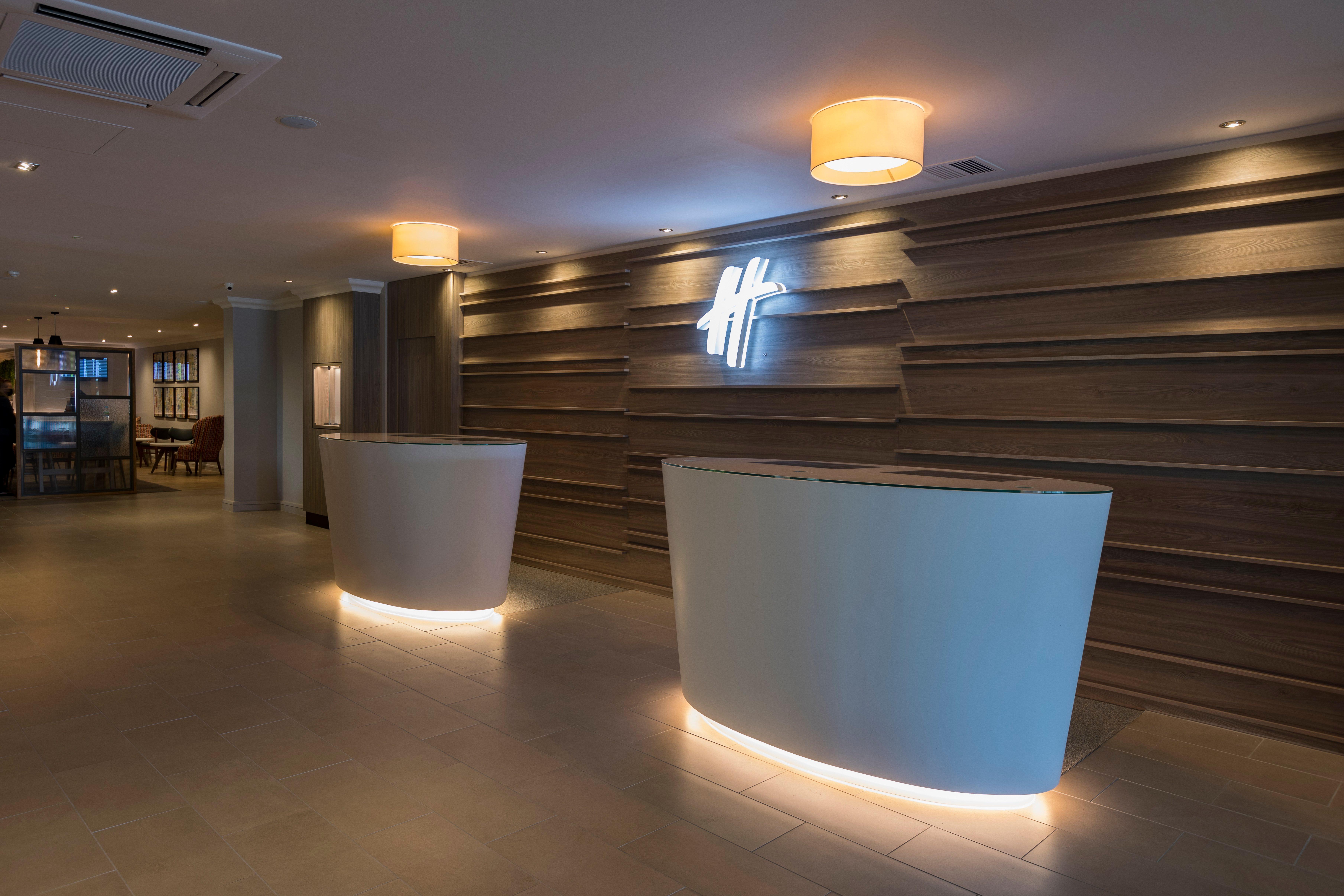 Holiday Inn - Glasgow Airport By Ihg Пейзли Екстериор снимка
