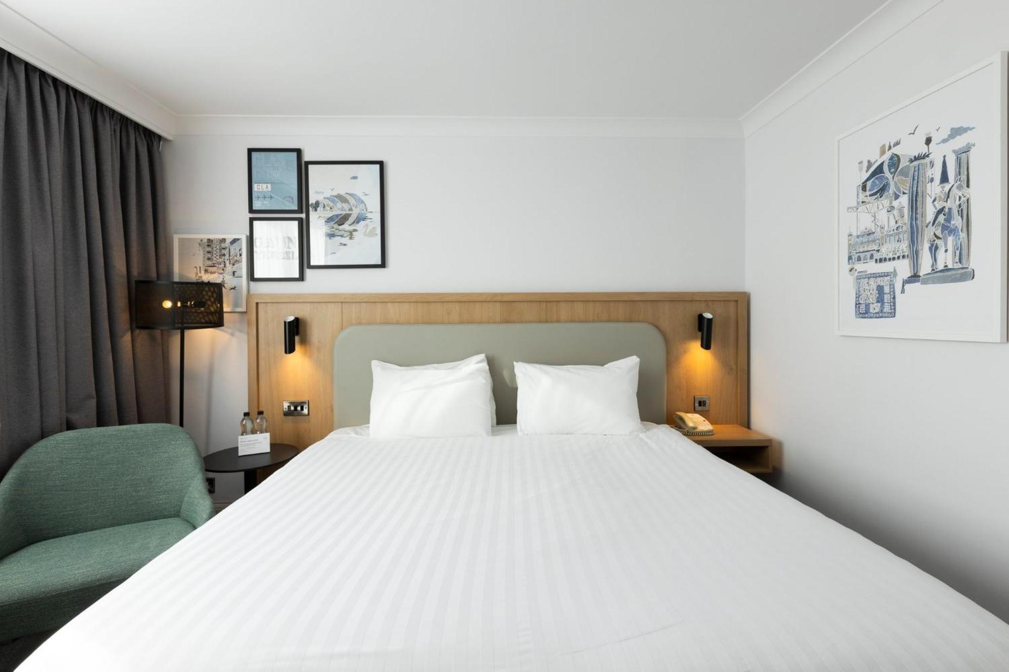 Holiday Inn - Glasgow Airport By Ihg Пейзли Екстериор снимка