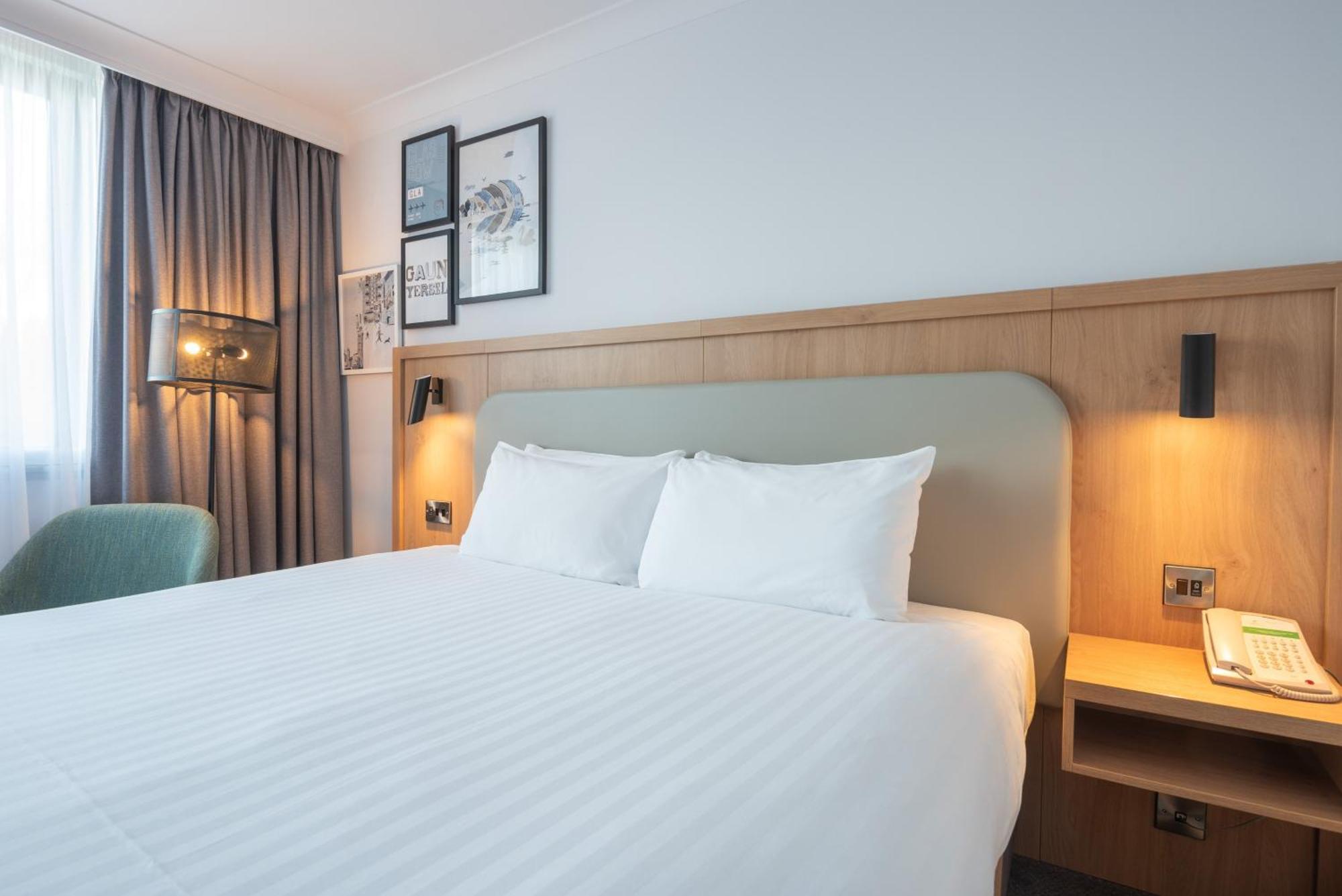 Holiday Inn - Glasgow Airport By Ihg Пейзли Екстериор снимка