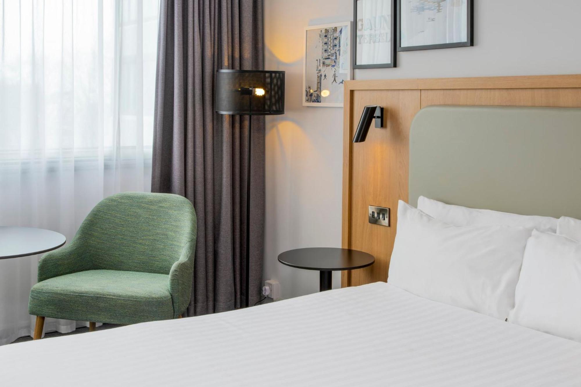 Holiday Inn - Glasgow Airport By Ihg Пейзли Екстериор снимка